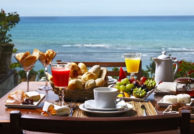 Top Hotels with Free Breakfast Enjoy a Great Start to Your Day